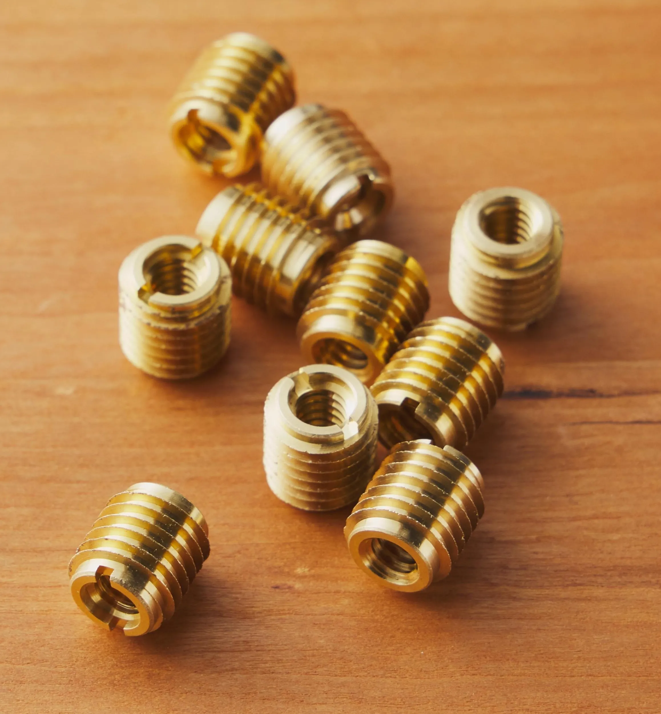 Lee Valley Jig & Fixture Parts>1/4-20 Brass Knife-Edge Insert Nuts