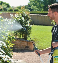 Lee Valley Pest Control>5 Litre Pressure Sprayer