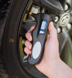 Lee Valley Car Care>0 To 150 Psi Digital Tire-Pressure Gauge