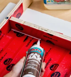 Lee Valley Supplies>Akfix Seal Max Acrylic Sealant