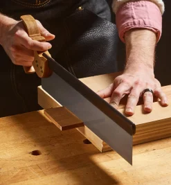 Lee Valley Saws>Bad Axe Bayonet Precision Carcass Saw