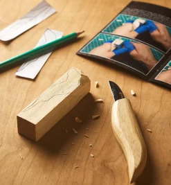 Lee Valley Supplies>BeaverCraft Wizard Carving Kit