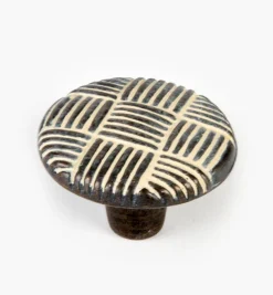 Lee Valley Knobs>Belwith Tapestry Round Knob
