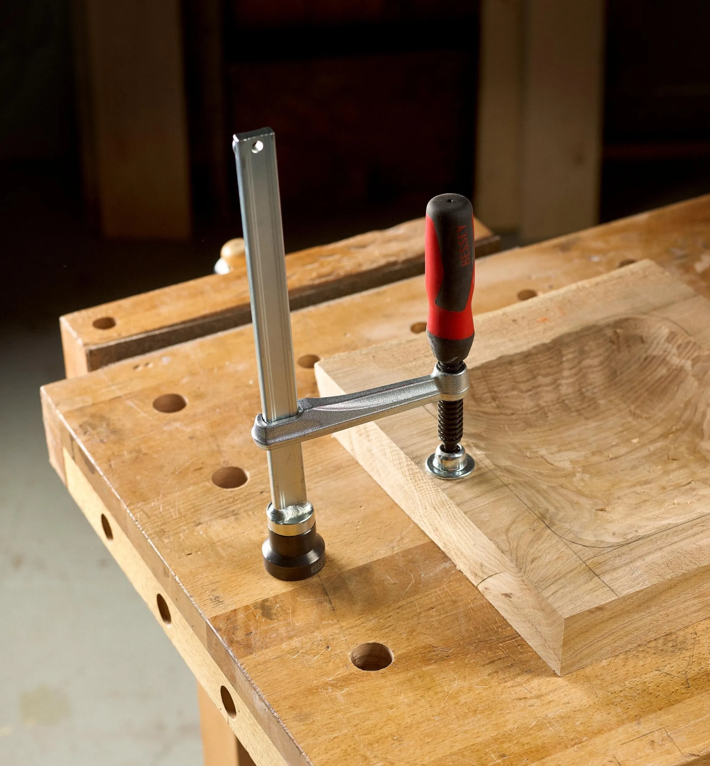 Lee Valley Hand Tools>Bessey Hold-Down Clamp, Straight Handle