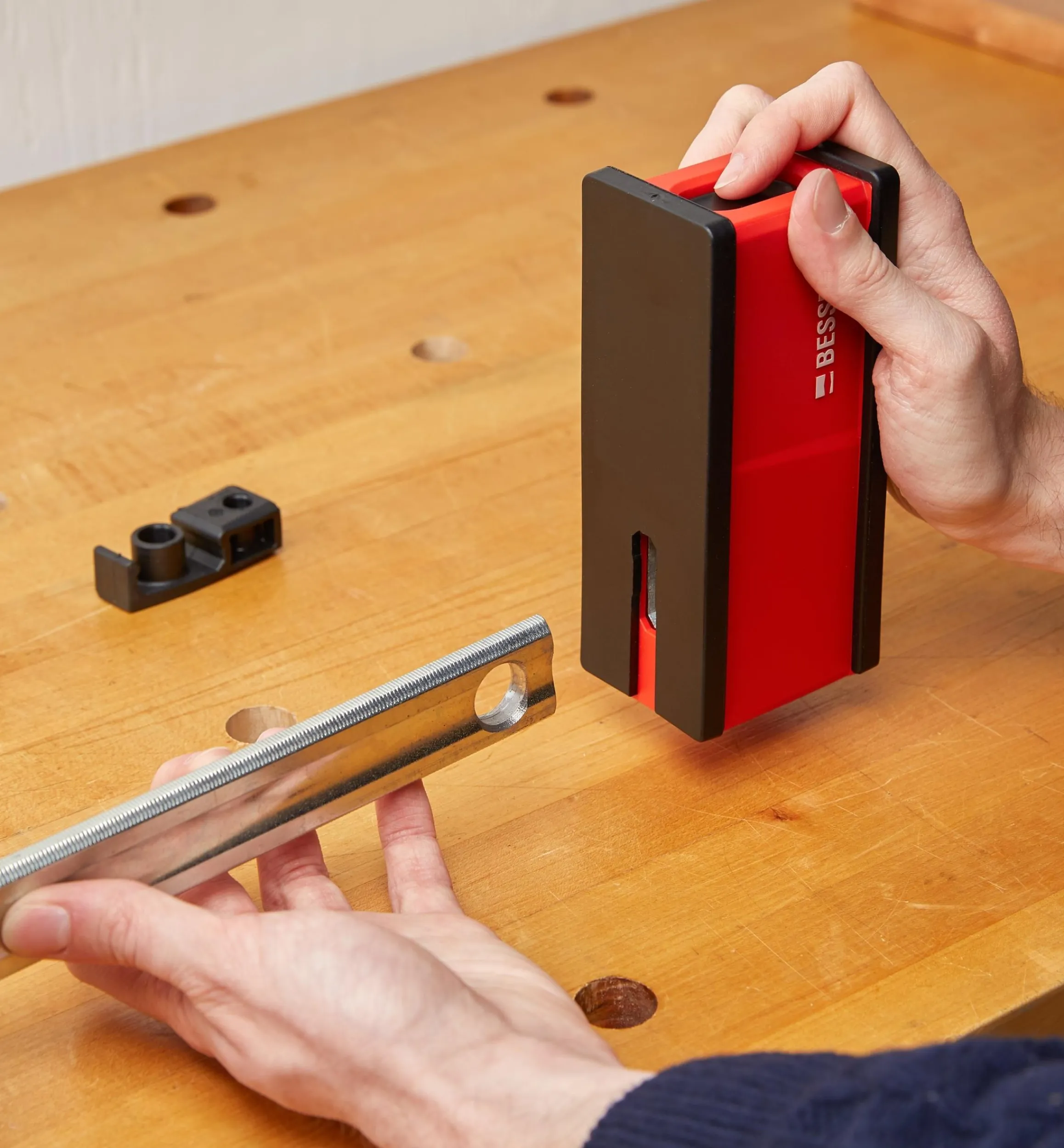 Lee Valley Hand Tools>Bessey Variable Jaw