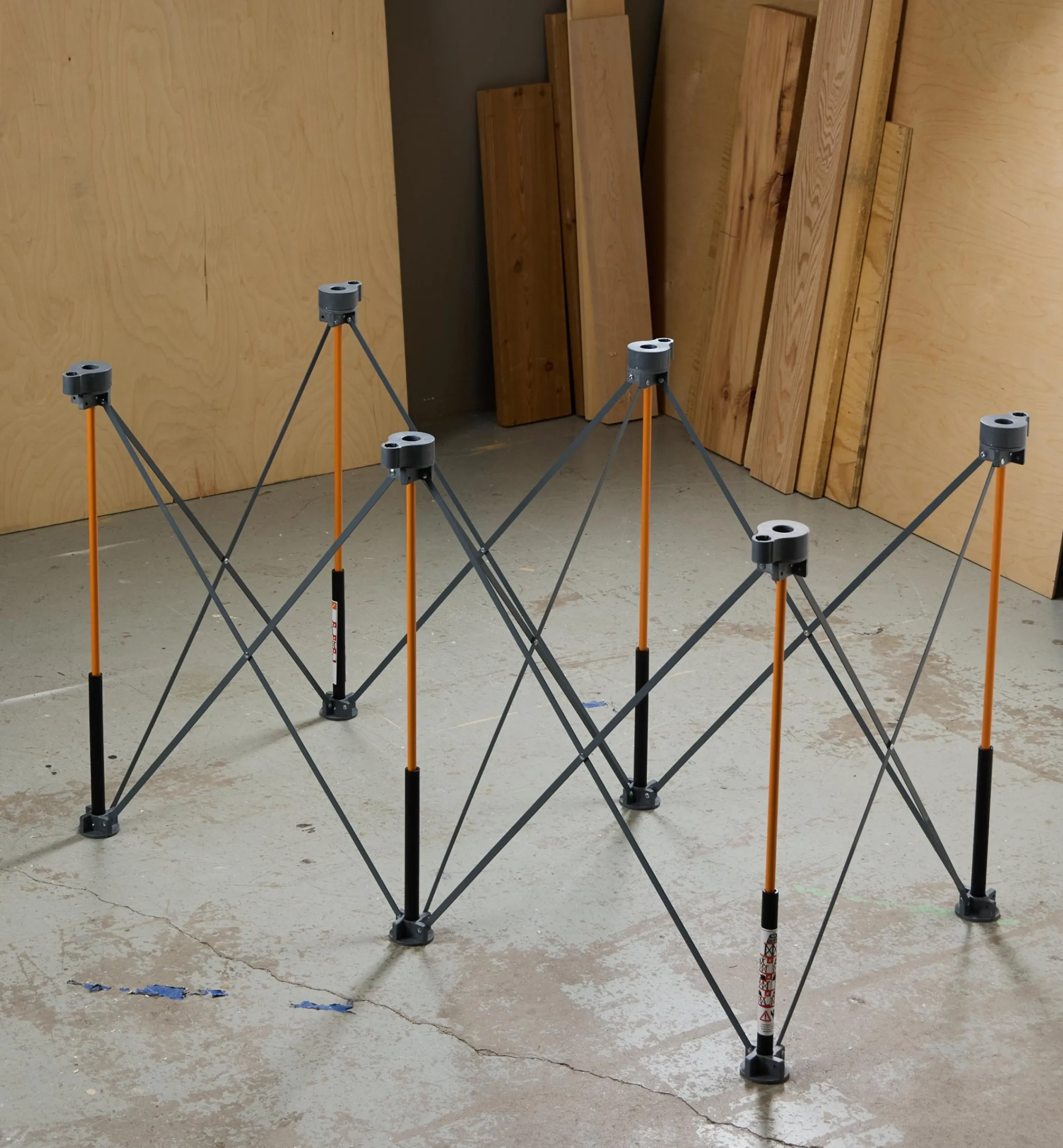 Lee Valley Workshop>Bora Centipede Table