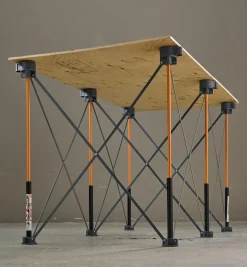 Lee Valley Workshop>Bora Centipede Table