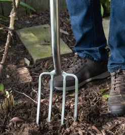 Lee Valley Garden Care>Border Fork