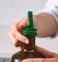Lee Valley Kitchen Tools>Bottle Pourer