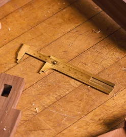 Lee Valley Marking & Measuring>Brass Caliper