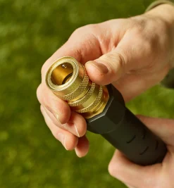 Lee Valley Hoses & Accessories>Brass Quick Connect Set With Water Stop