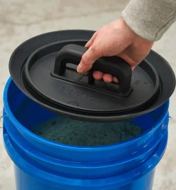 Lee Valley Storage & Organization>Bucket Lid Insert