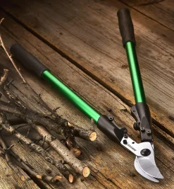 Lee Valley Garden Care>Bypass Loppers