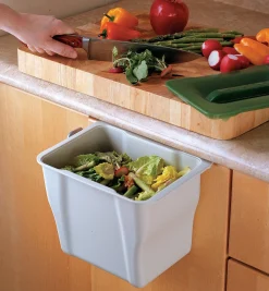 Lee Valley Composting|Composting>Countertop Collection Bin
