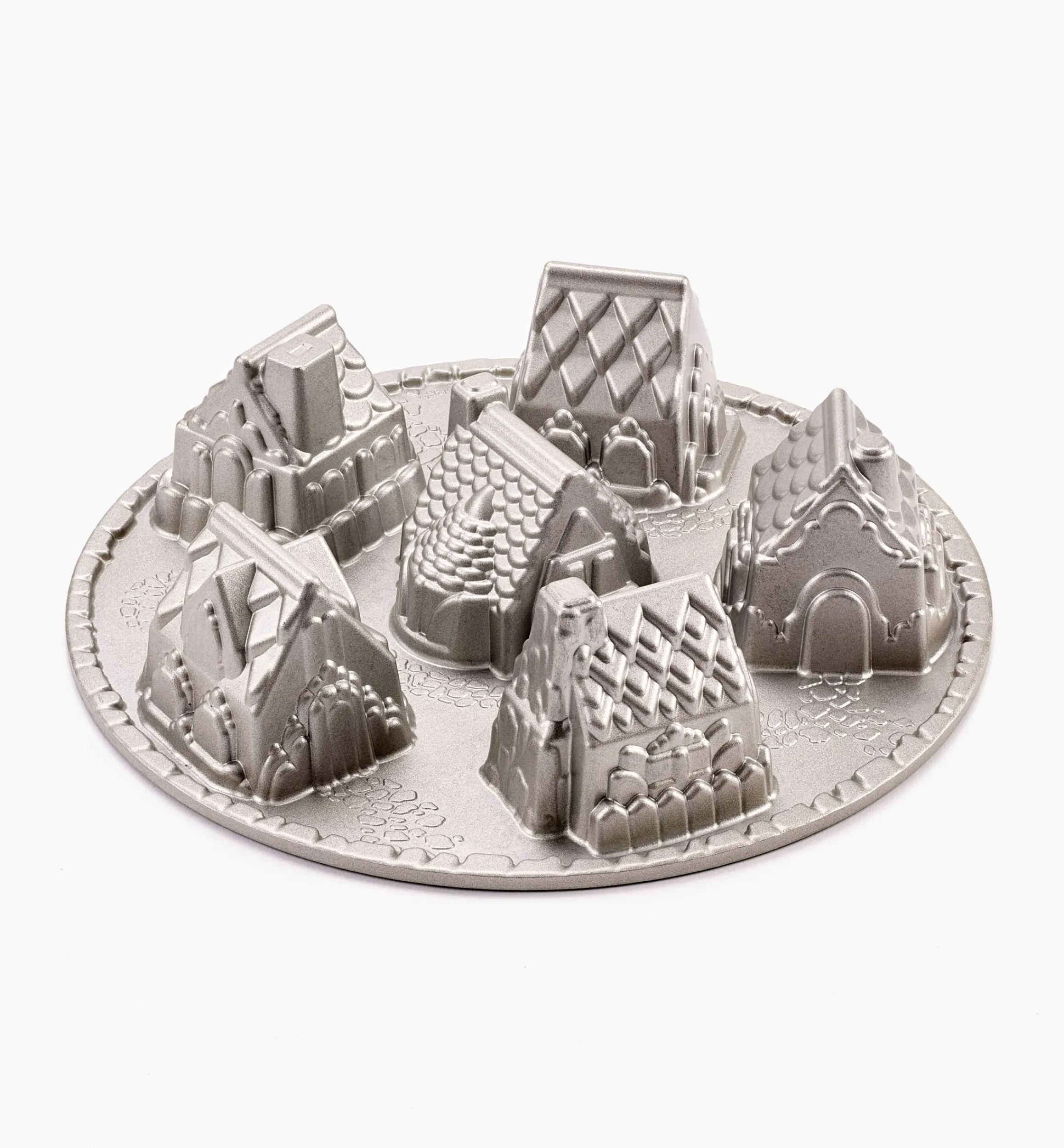 Lee Valley Bakeware>Cozy Village Pan