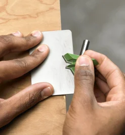 Lee Valley Sharpening>Credit-Card Size Sharpeners