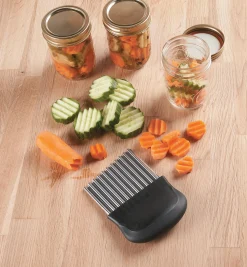 Lee Valley Slicers And Mandolines><noscript><img width=