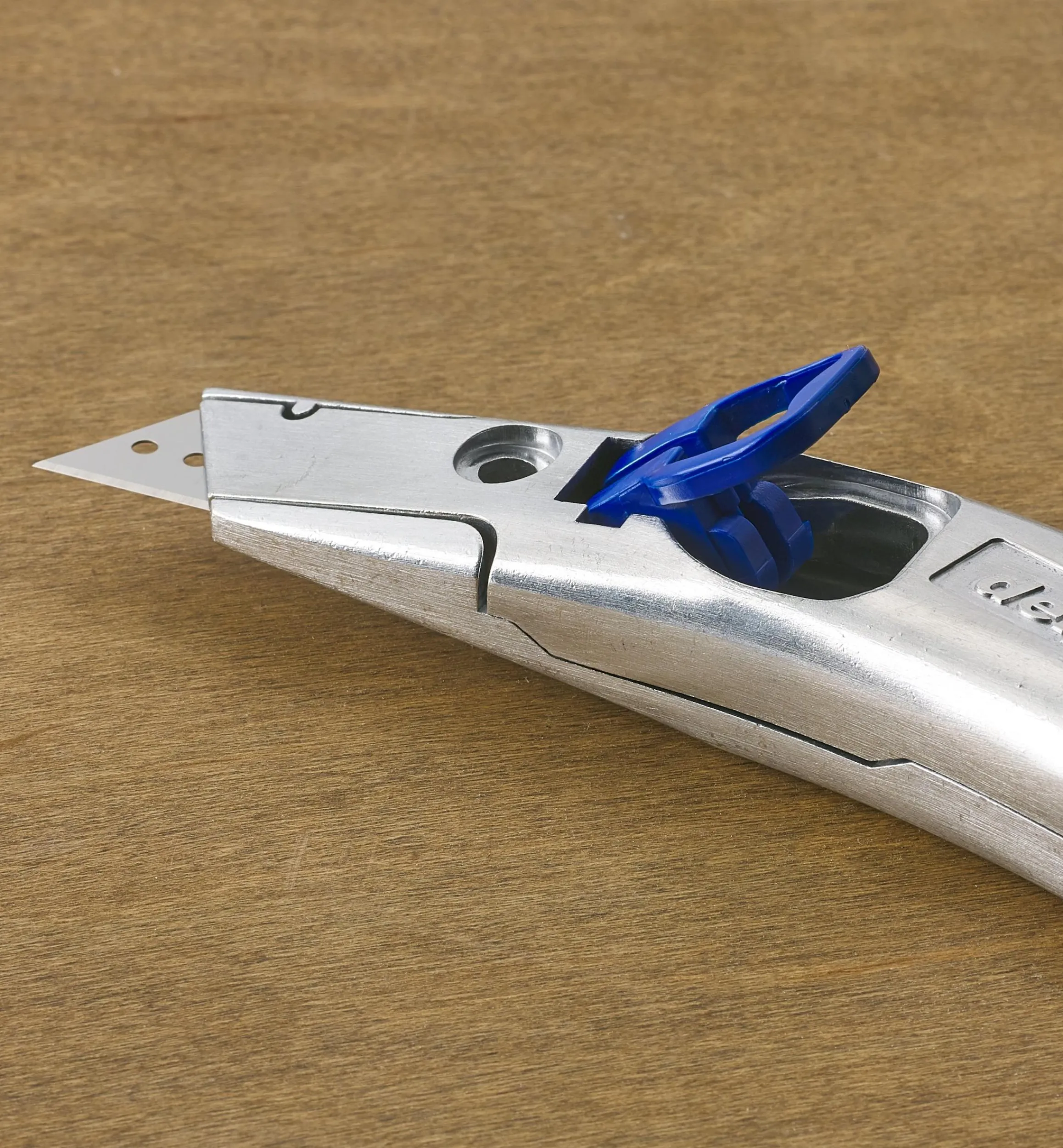 Lee Valley Knives>Delphin 2000 Universal Knife With Holster