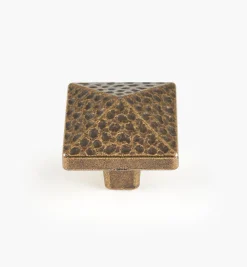 Lee Valley Knobs>Die-Cast "Forged" Square Knobs