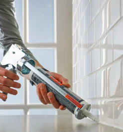 Lee Valley Hand Tools>Dripless Caulking Gun