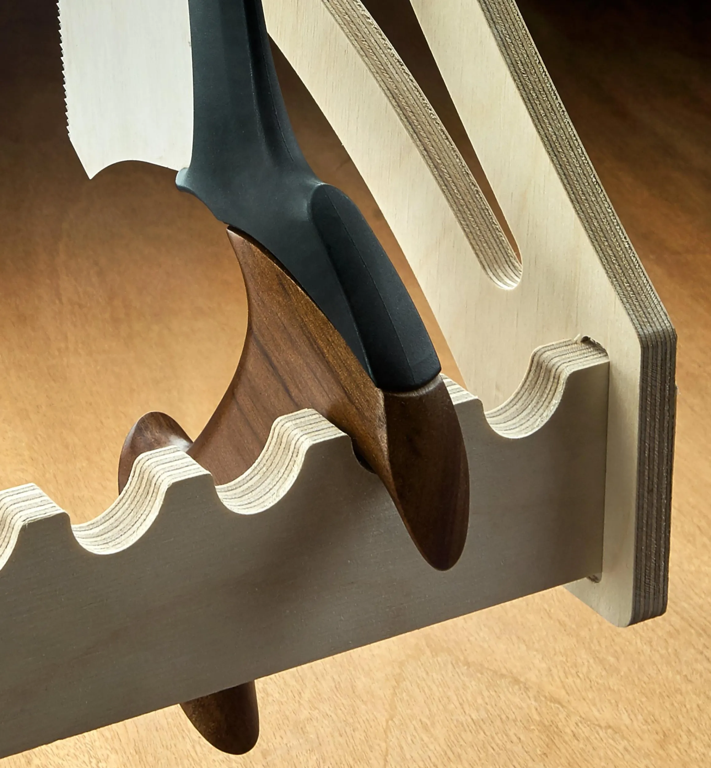 Lee Valley Workshop>Eight-Saw Till