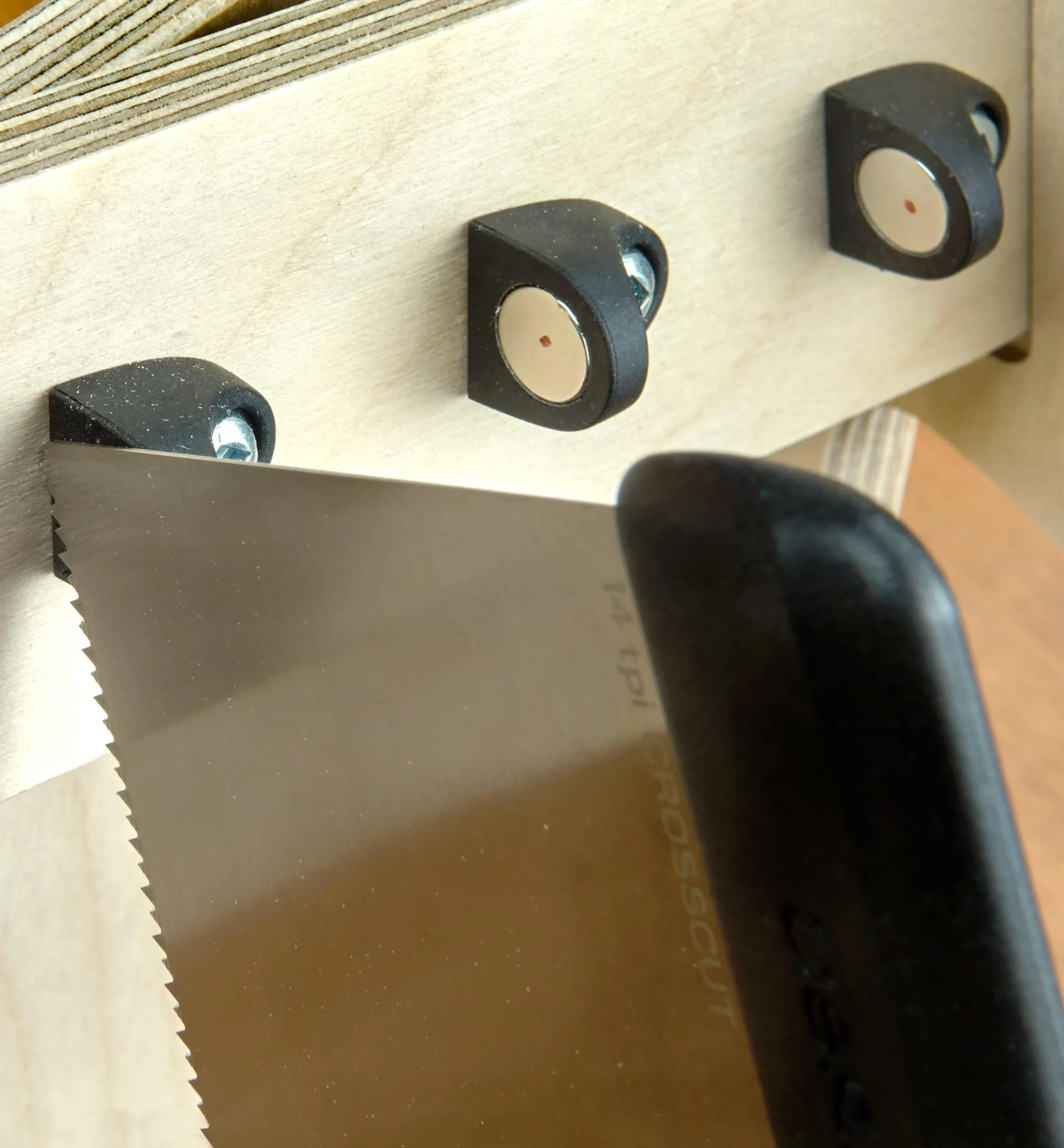 Lee Valley Workshop>Eight-Saw Till