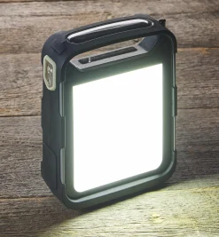 Lee Valley Electronics>Eton Bluetooth Emergency Weather Radio