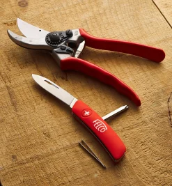 Lee Valley Pruners>Felco Classic #2 Pruner & Pocket Knife