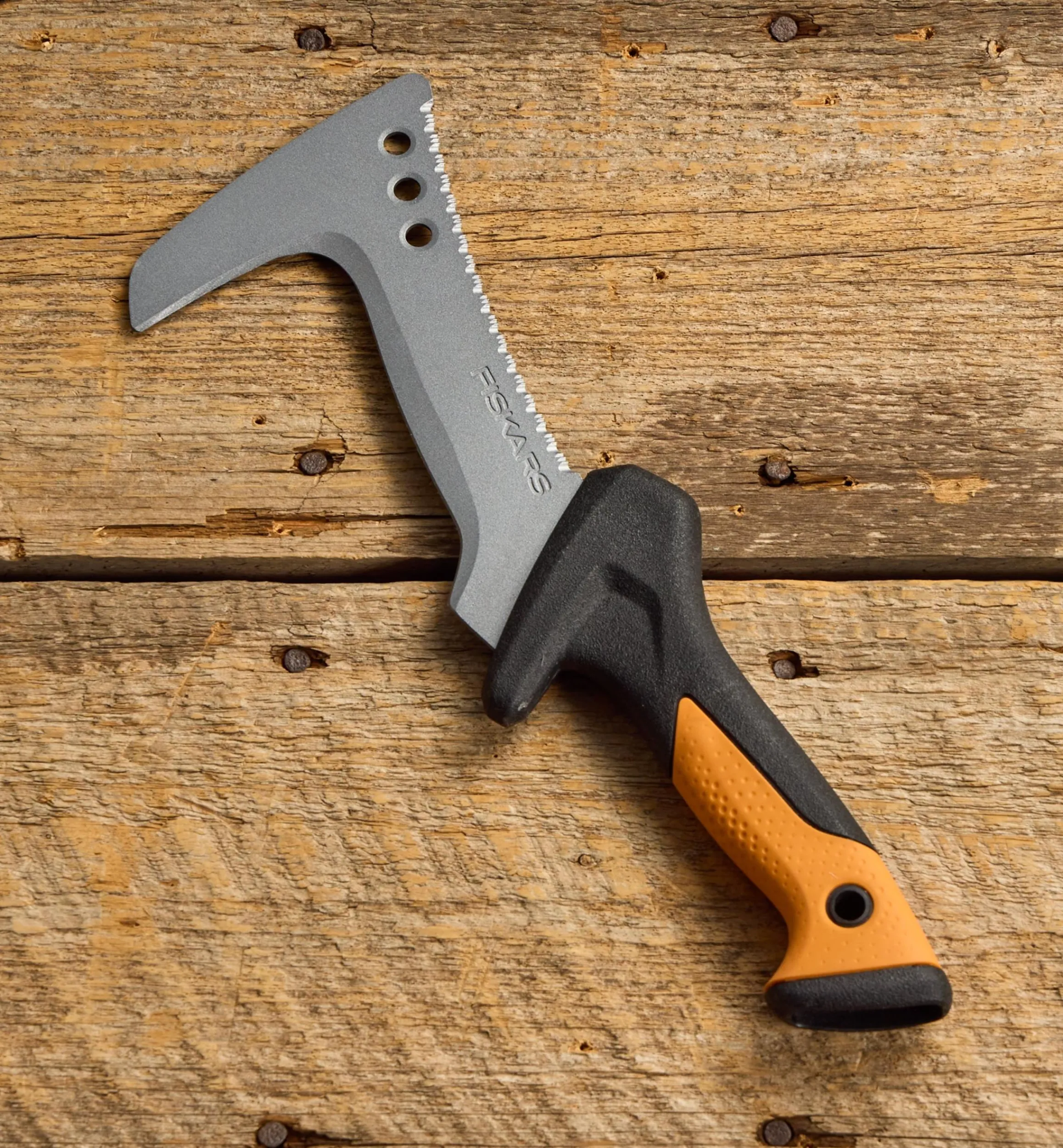 Lee Valley Garden Care>Fiskars Bill Hook