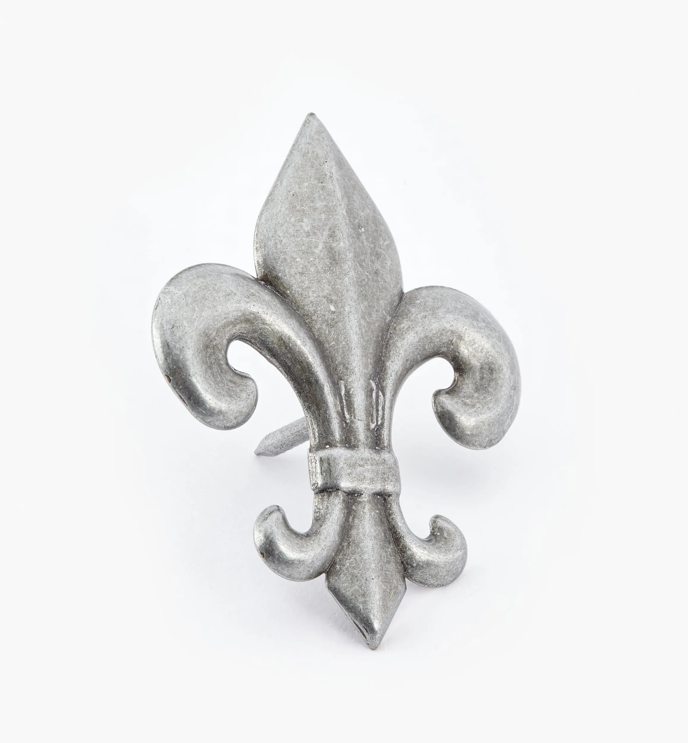 Lee Valley Fasteners>Fleur-de-Lis Clavos (Nails)
