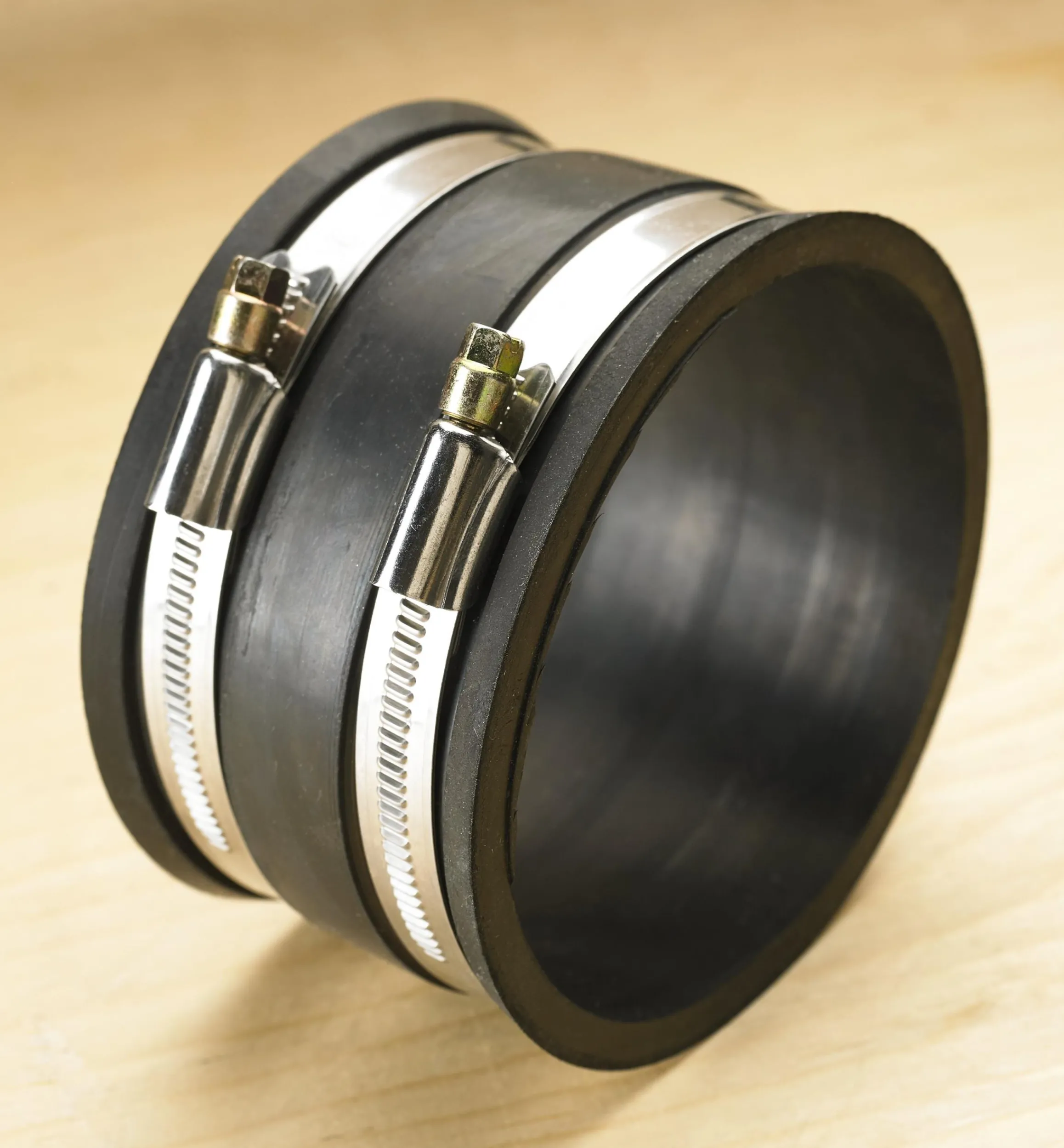 Lee Valley Workshop>Flexible Dust Collection Couplers