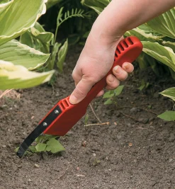 Lee Valley Weeding>Garden Bandit Hand Loop Weeder