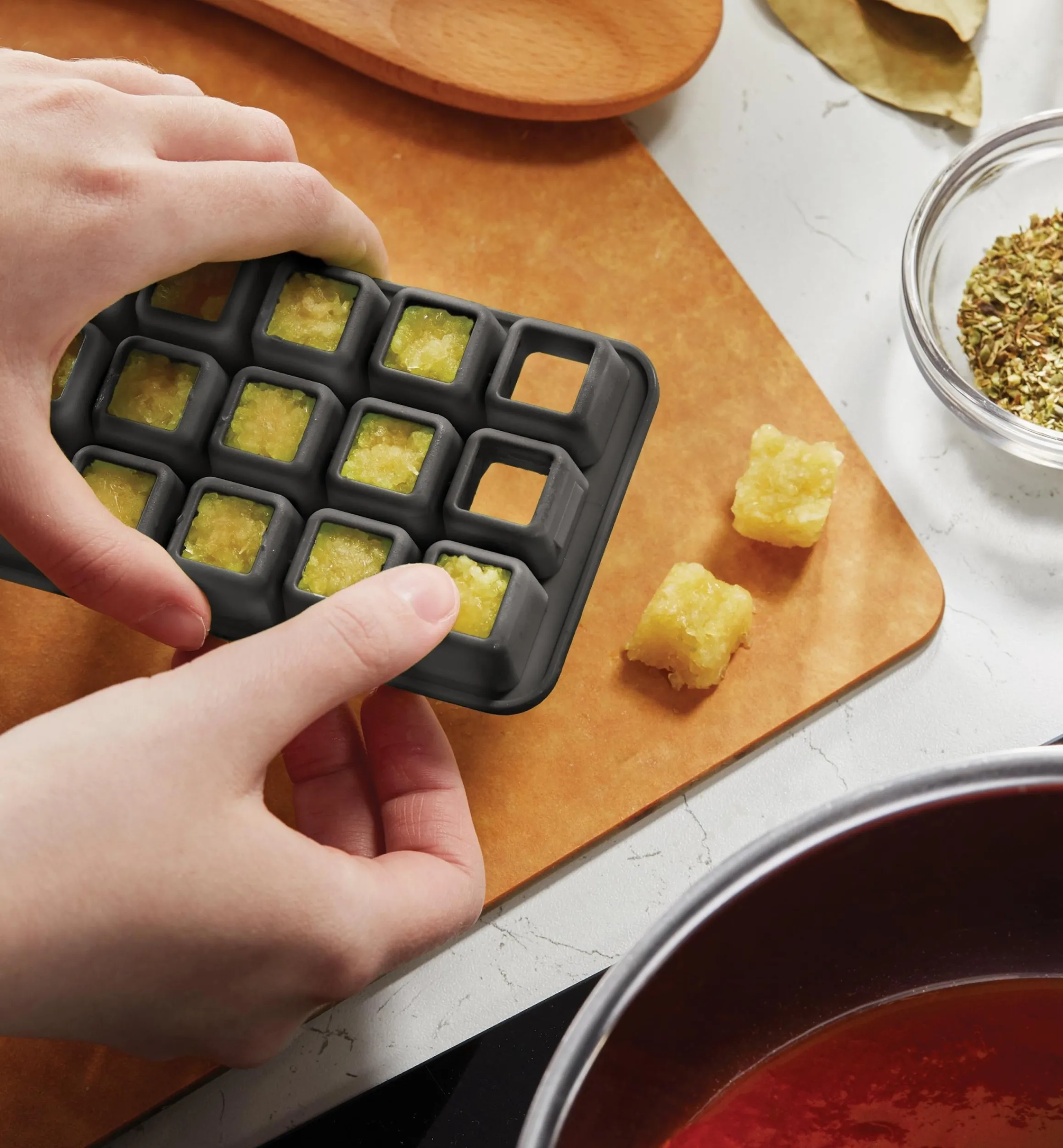 Lee Valley Food Storage>Garlic Freezer Tray