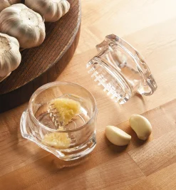 Lee Valley Mashers & Presses>Garlic Mincer