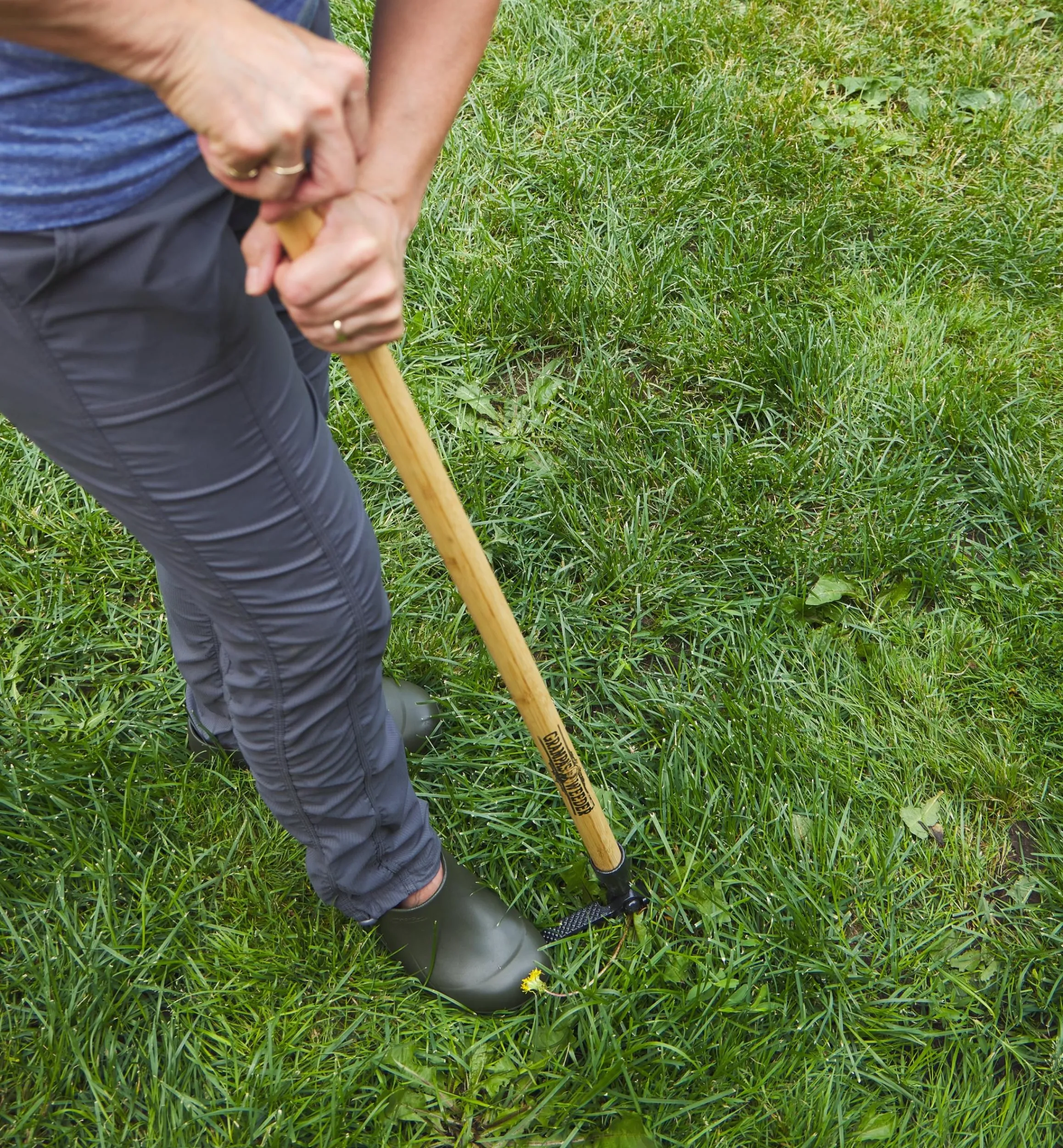 Lee Valley Weeding>Grampa's Weeder
