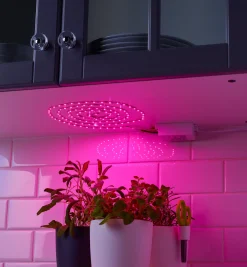 Lee Valley Lighting>GroFlex LED Tape Grow-Light Kits