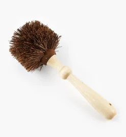 Lee Valley Garden Care>Heavy-Duty Brush