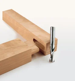 Lee Valley Routing><noscript><img width=