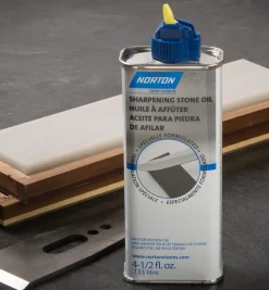 Lee Valley Sharpening>Honing Oil