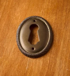 Lee Valley Escutcheons>Horton Raised Rope Escutcheon