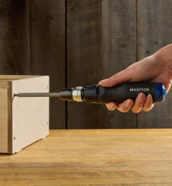 Lee Valley Screwdrivers>10-in-1 Ratcheting Screwdriver