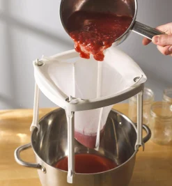 Lee Valley Canning & Preserving>Jelly & Syrup Strainer