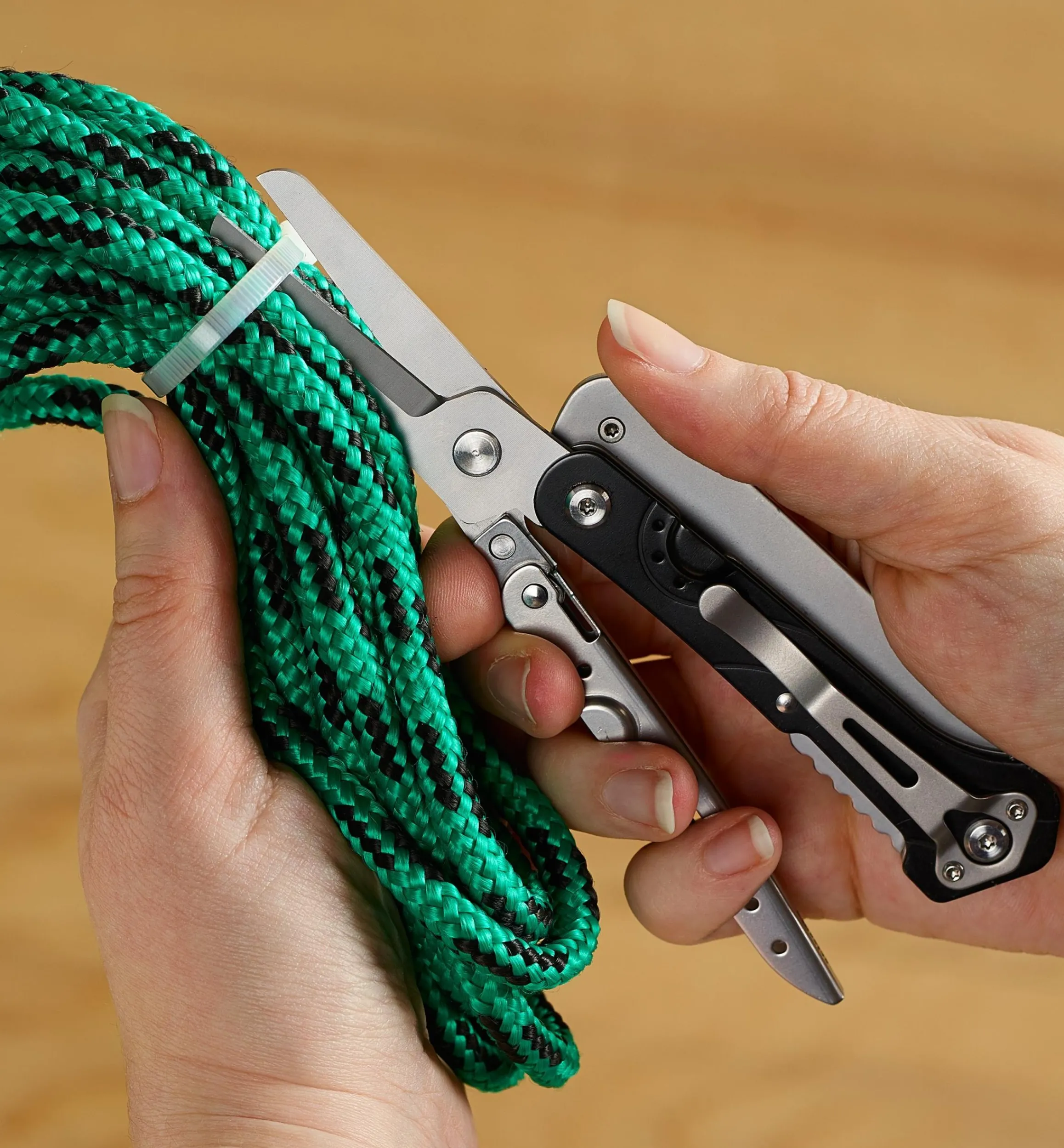 Lee Valley Knives>Knife & Scissors Multi-Tool