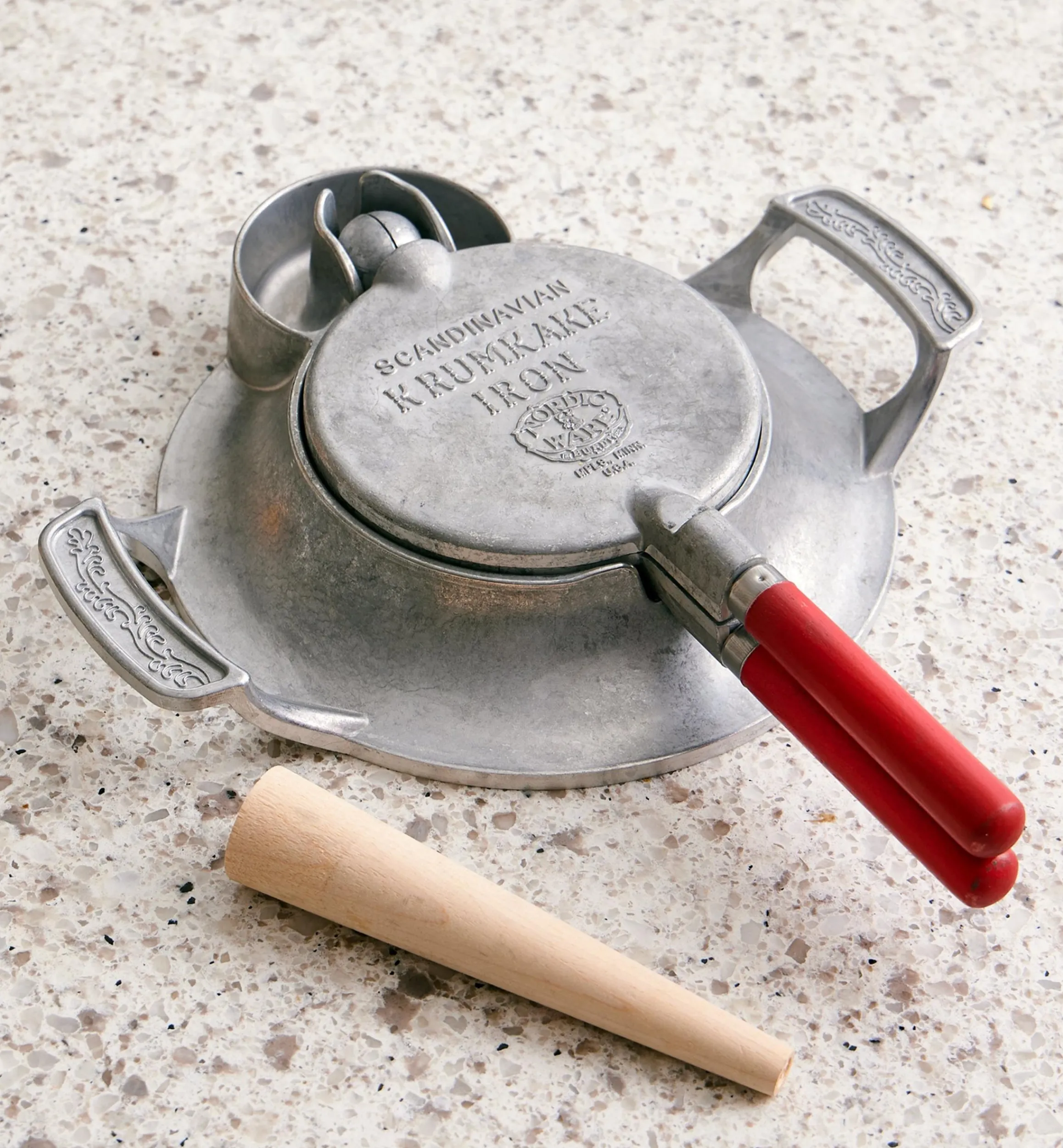 Lee Valley Cookware>Krumkake & Pizzelle Iron