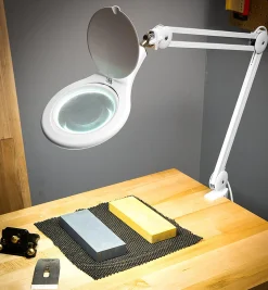 Lee Valley Lighting>LED Magnifying Bench Lamp