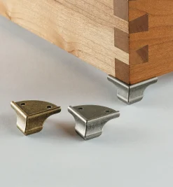 Lee Valley Box Hardware>Cast Pedestal Feet