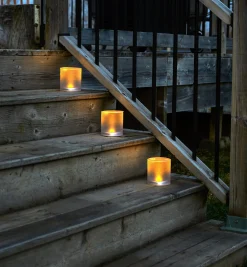 Lee Valley Lighting>Luci Inflatable Solar Candle Lantern