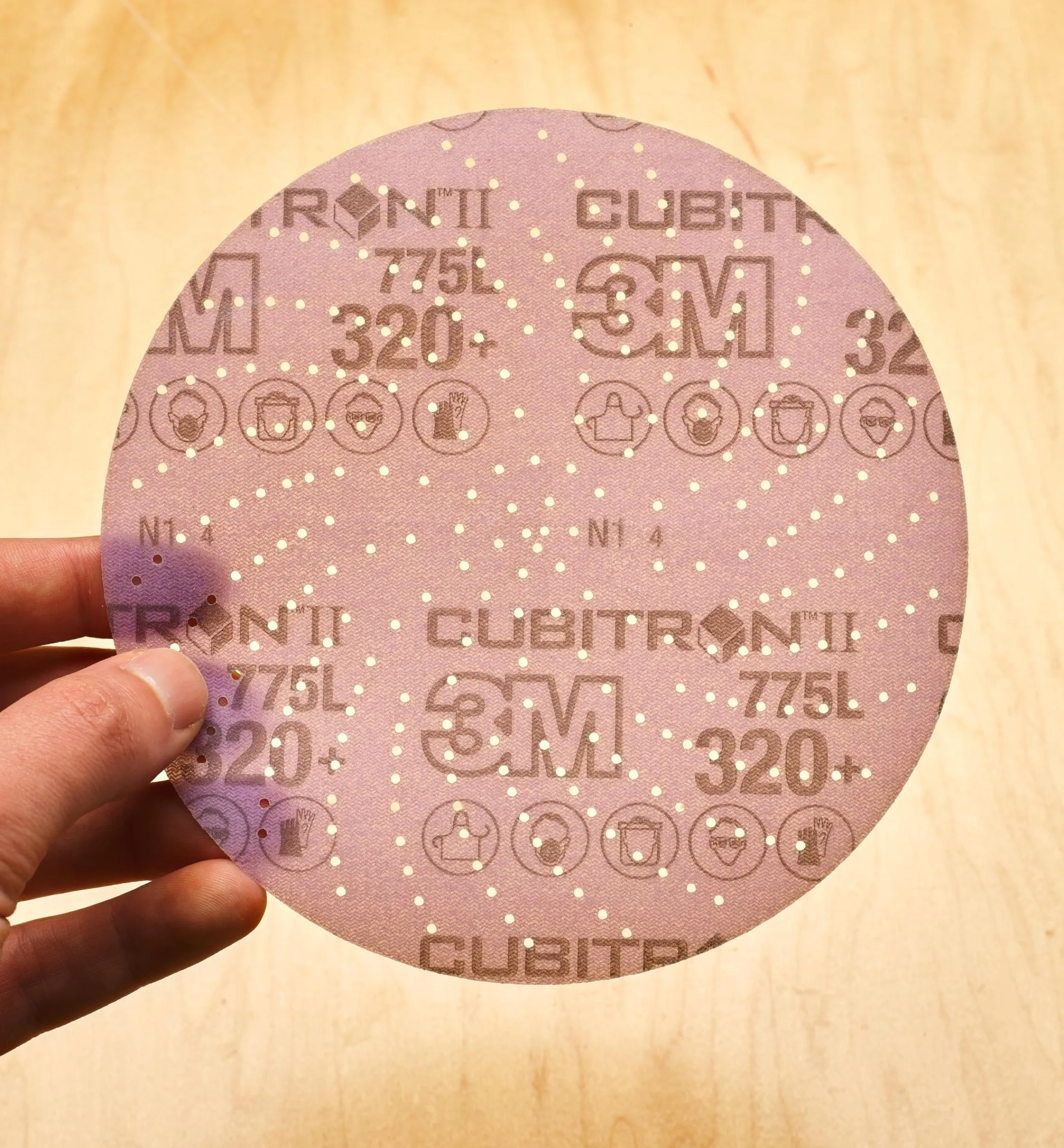 Lee Valley Supplies>3M Cubitron 6" Sanding Discs