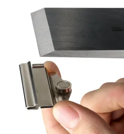 Lee Valley Magnets|Magnets>Magnetic Chisel Guards