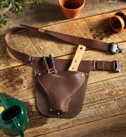 Lee Valley Supplies>Make It Yourself Gardener's Leather Tool Belt Kit